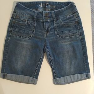 Wallflower denim shorts Size 5